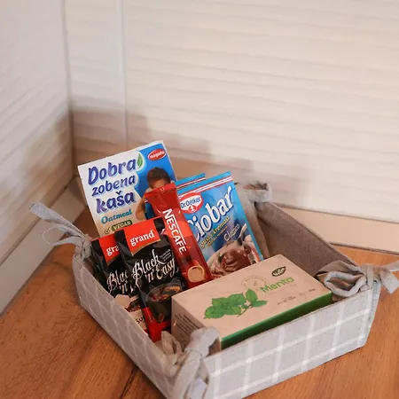 Mint&white Borik バニャ・ルカ